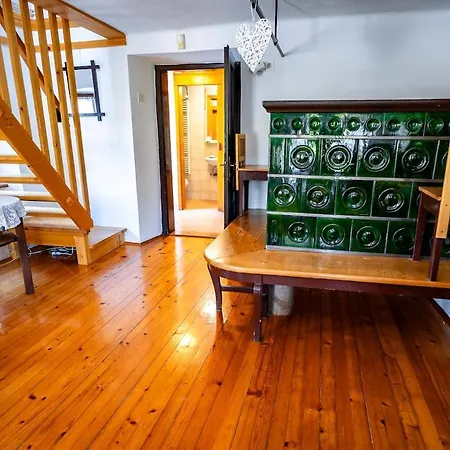 Vintage House Tomazin